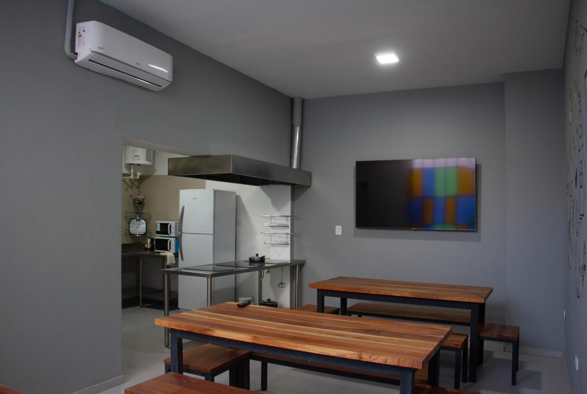Sin Fin Hostel Mendoza Luaran gambar