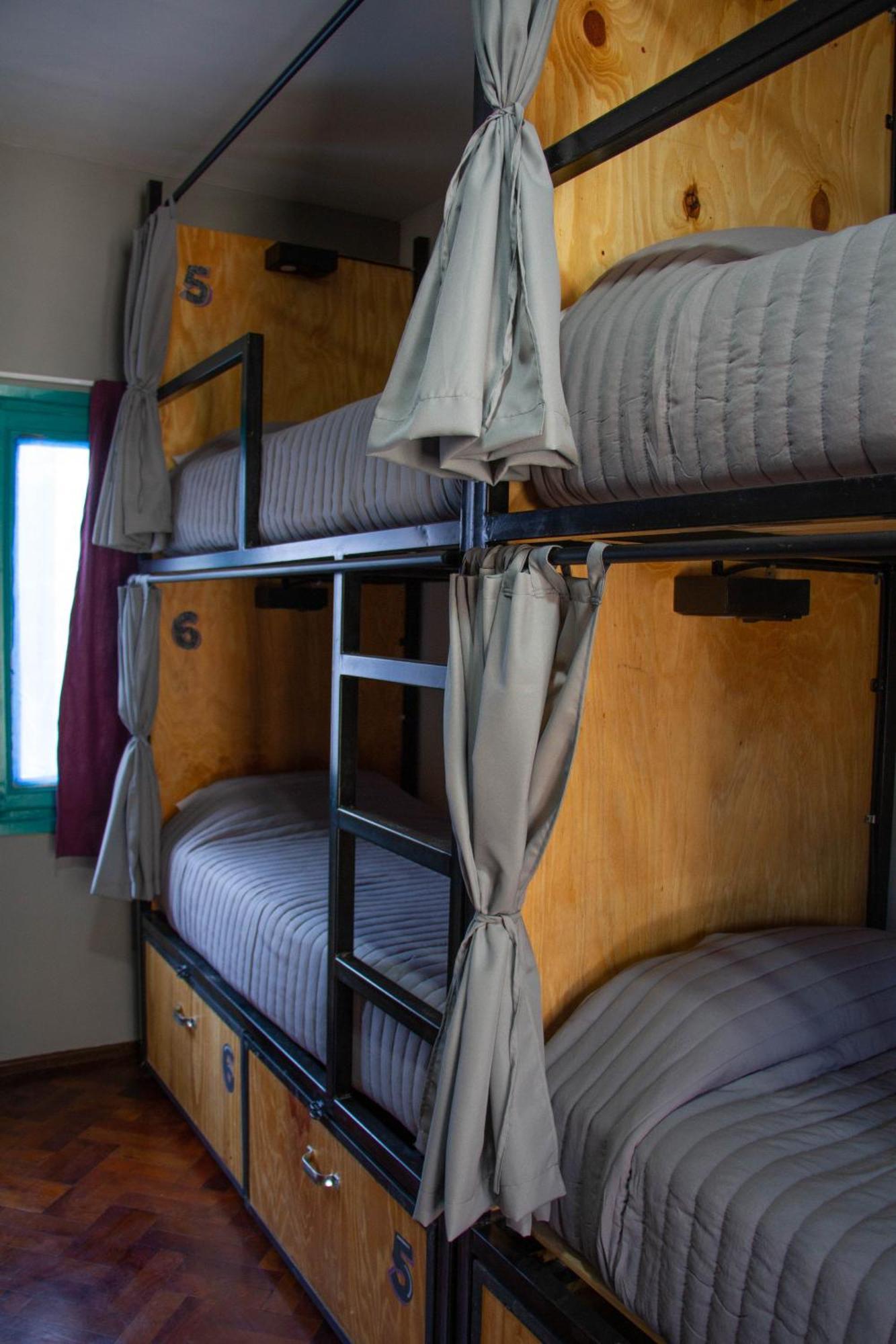 Sin Fin Hostel Mendoza Luaran gambar