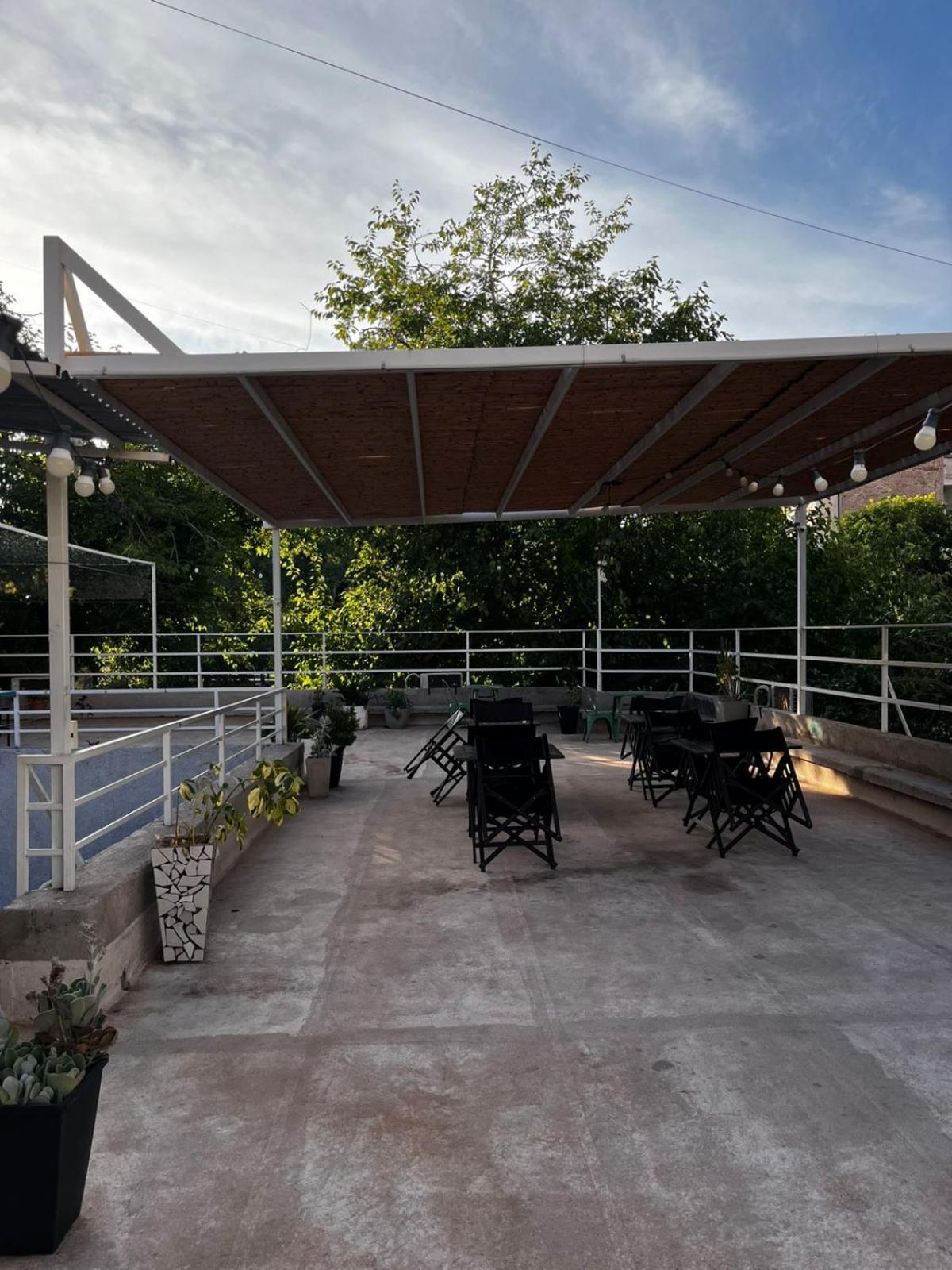 Sin Fin Hostel Mendoza Luaran gambar